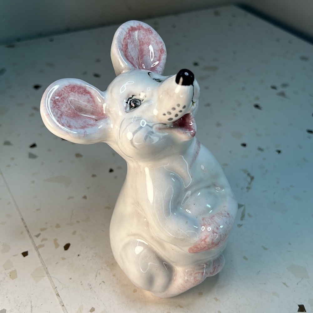 Vintage Bellini Italy Ceramic Laughing White Mouse